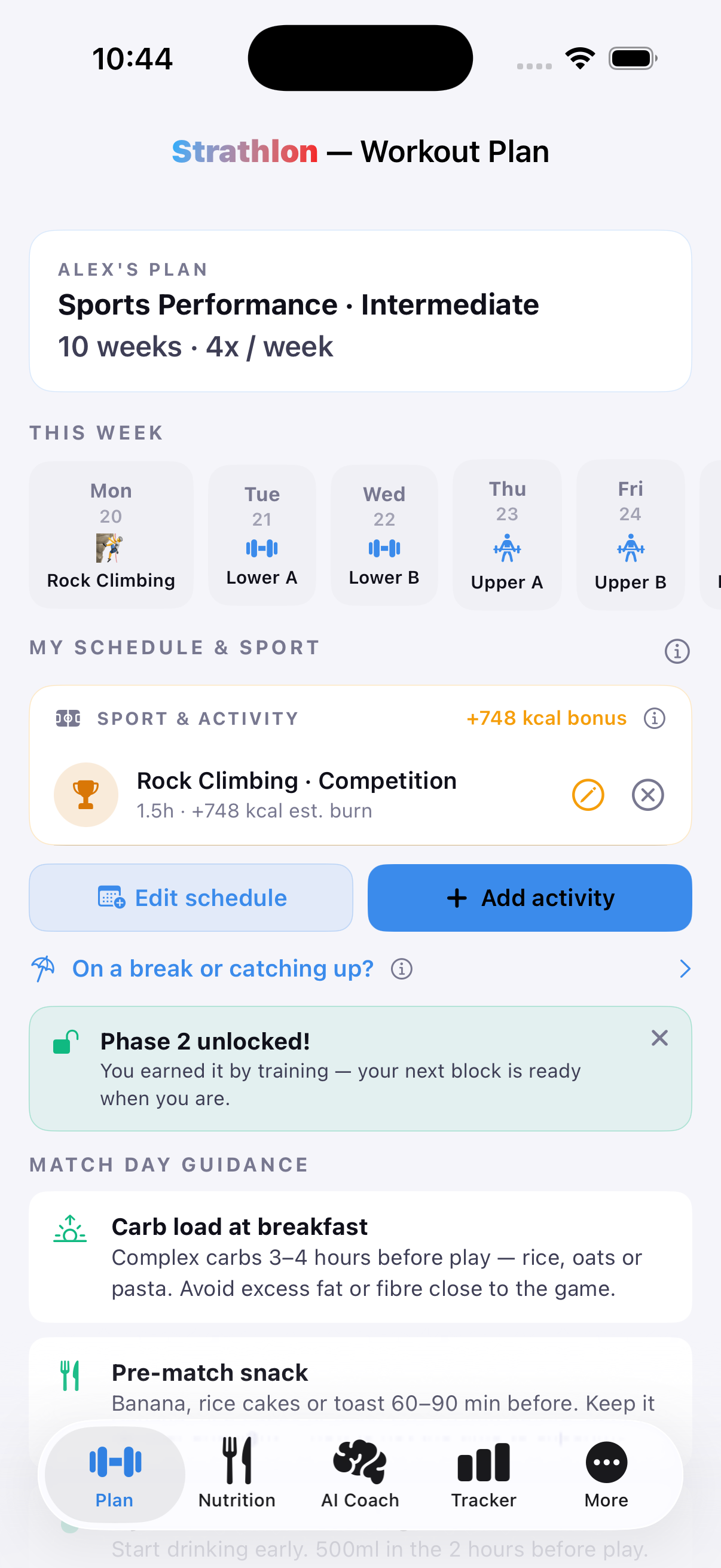 Strathlon's Plan tab with a climbing session scheduled, showing its estimated calorie burn for the day