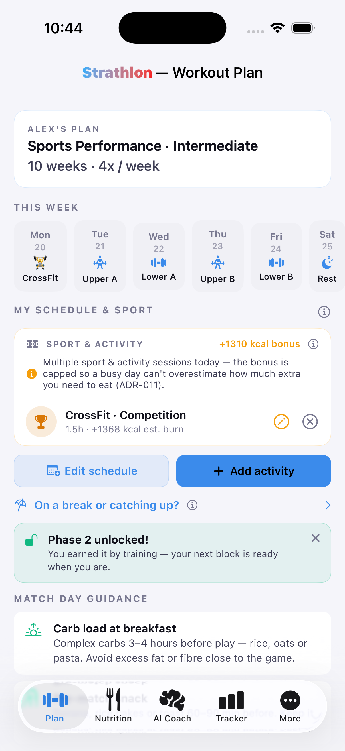 Strathlon's Plan tab with a CrossFit session scheduled, showing its estimated calorie burn for the day
